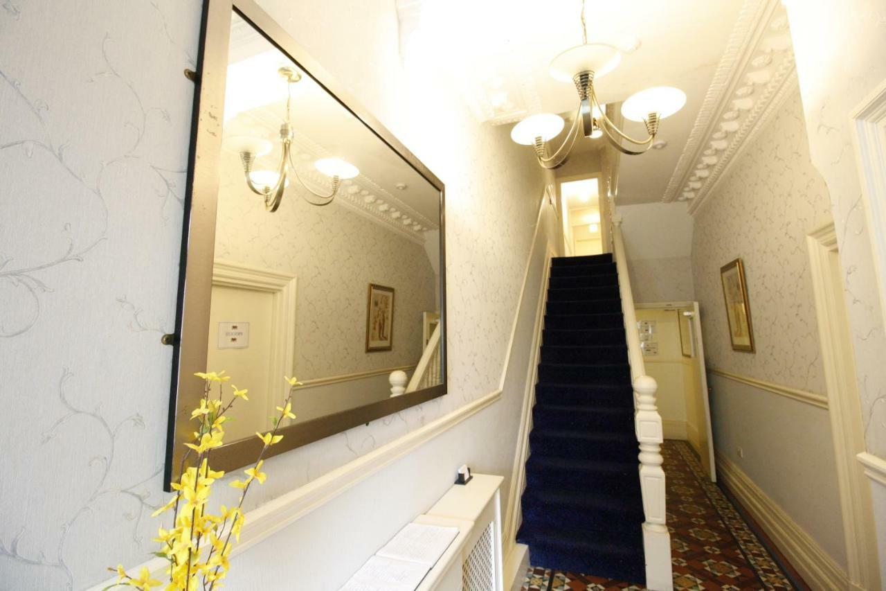 Church Guesthouse Cardiff Exterior foto